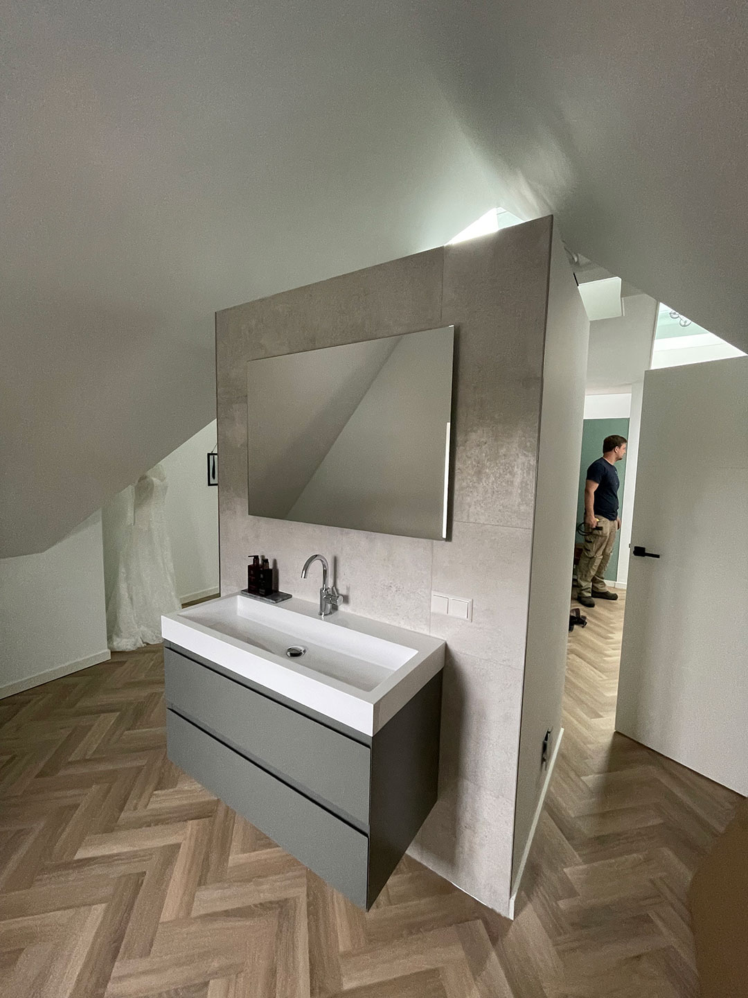 zolder verbouwing - slaapkamer met badkamer